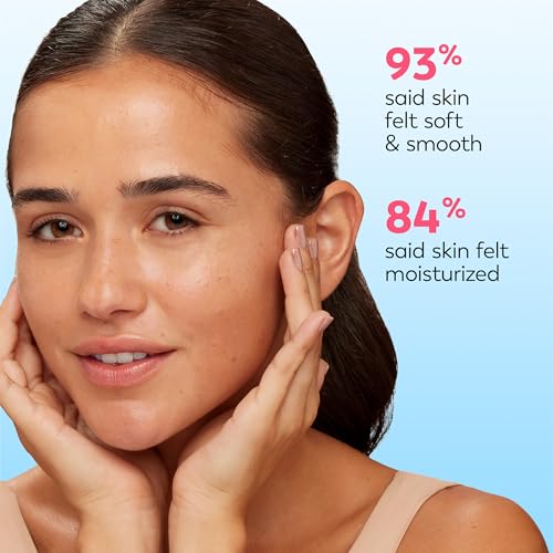 Olay Makeup Remover Wipes, Daily Facials Hydrating Face Cleanser for Normal to Dry Skin, Alcohol & Fragrance Free, Soft Face Wash Towels, Travel Essentials for Women, Convenient Dry Cloths, 66 ct